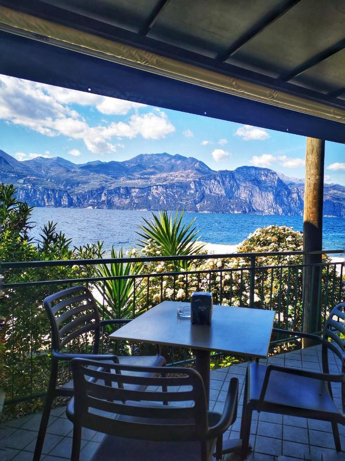 Camping Baldo Brenzone sul Garda Exteriör bild